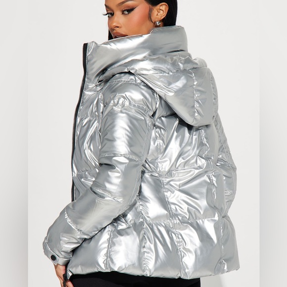 Metallic Puffer - Picture 2 of 5